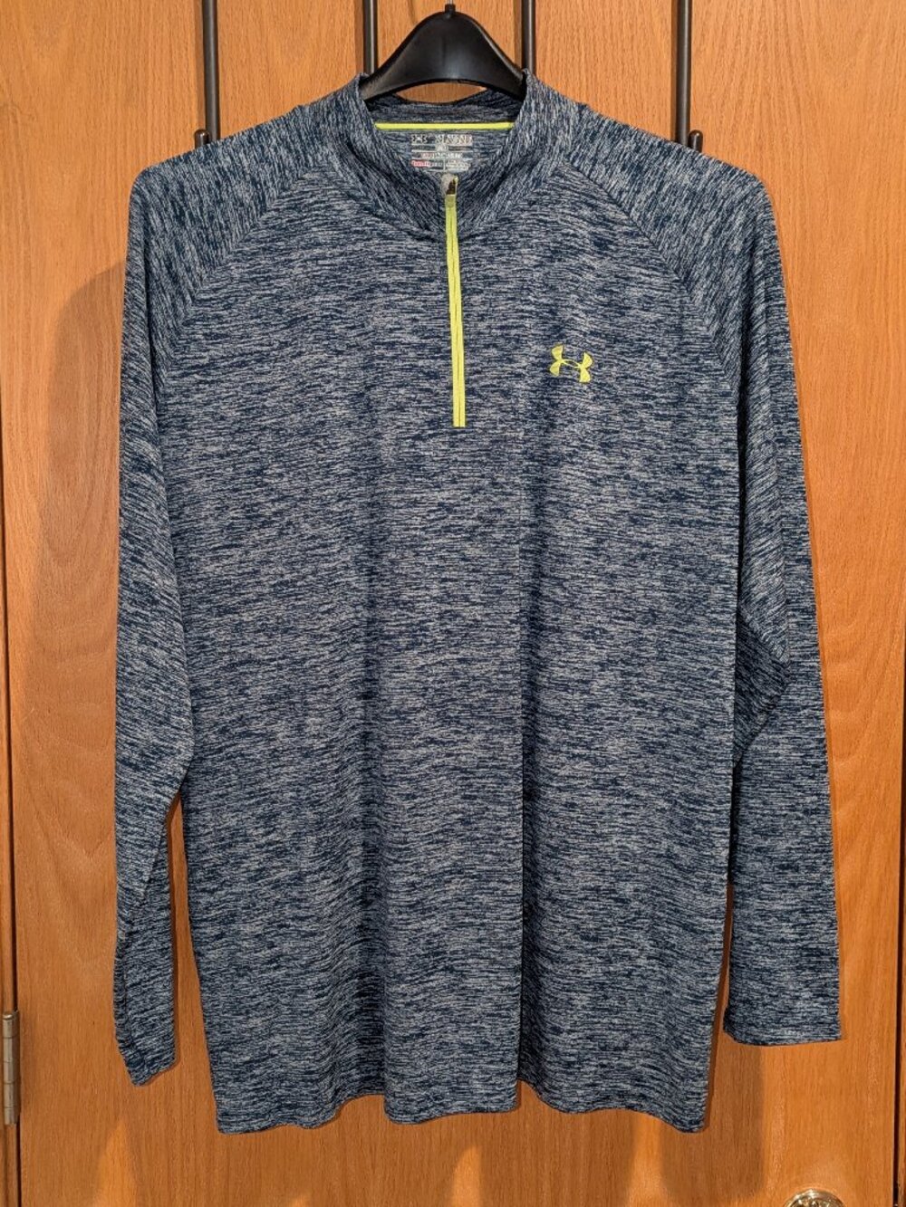 Under Armour Team Tech Heatgear 1/4 Zip Pullover